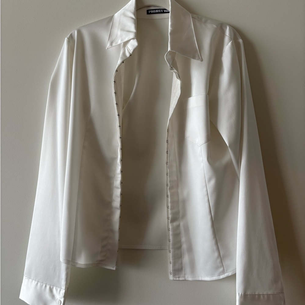 Hook front satin fitted blouse
